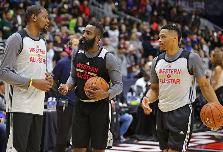 拒绝1年350万！索要2年1.11亿！杜威二少有望重聚，哈登进退两难