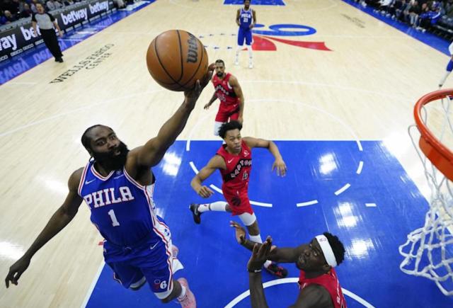 开云体育下载-76人3月第二次领先15分被翻 哈登再露萎靡之势