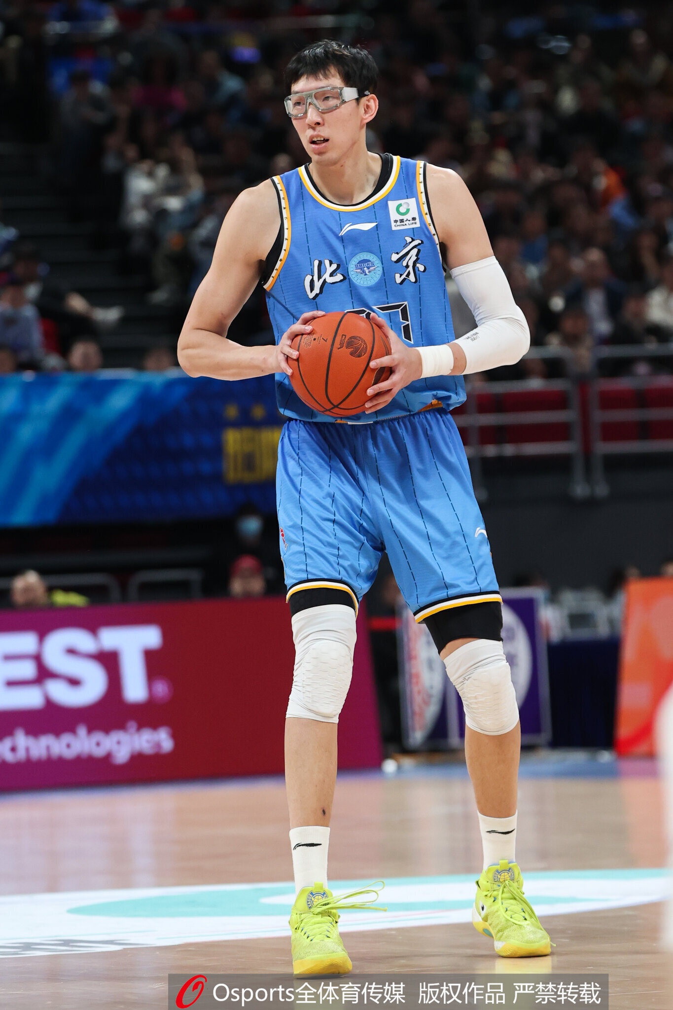 开云体育官网-乏善可陈！周琦被王哲林压制 全场7中5拿12分8板